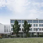 Western Am Europaplatz Szálloda 4*