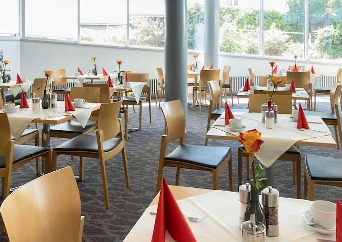 Western Am Europaplatz Hotel 4*