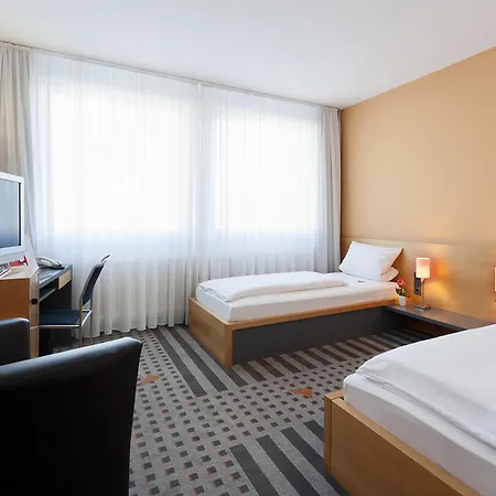 Western Am Europaplatz Hotell 4*