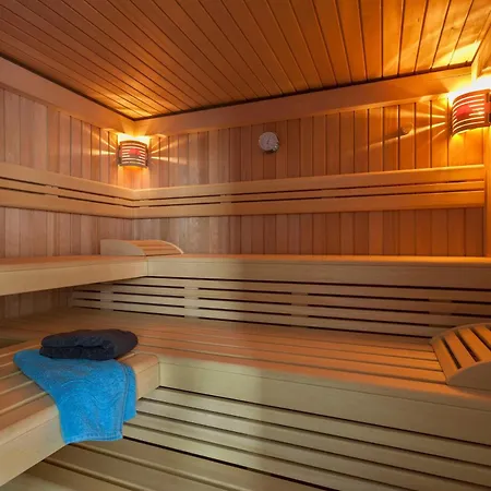 Western Am Europaplatz Hotel 4*