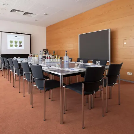 Western Am Europaplatz Hotell