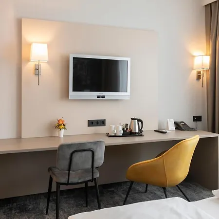 بيست ويسترن ام أوروبابلاتز 4*