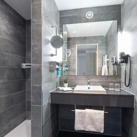 Western Am Europaplatz Hotell