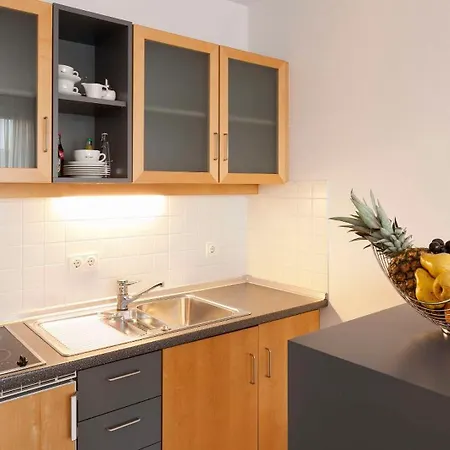 بيست ويسترن ام أوروبابلاتز 4* Königsbrunn