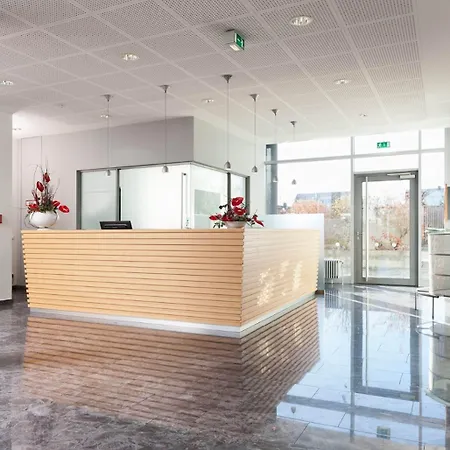 بيست ويسترن ام أوروبابلاتز Königsbrunn