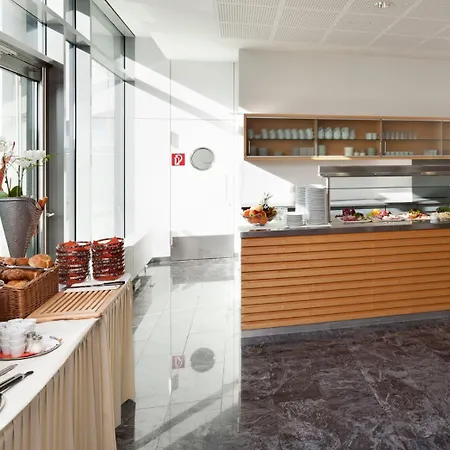 فندق بيست ويسترن ام أوروبابلاتز 4*