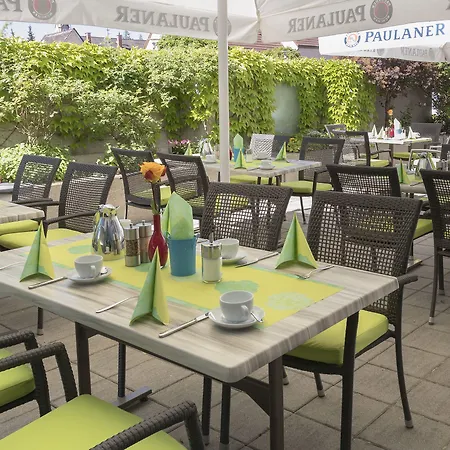 بيست ويسترن ام أوروبابلاتز