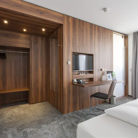 Western Am Europaplatz Hotel 4*