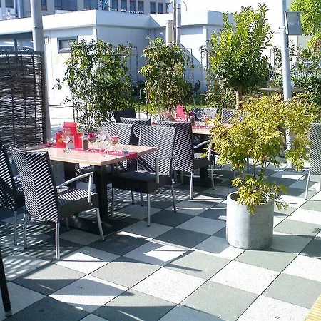 بيست ويسترن ام أوروبابلاتز