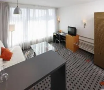 Western Am Europaplatz 4*